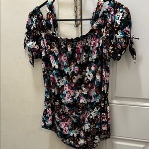 Bobbie Brooks Multicolor Floral Off-Shoulder Blouse